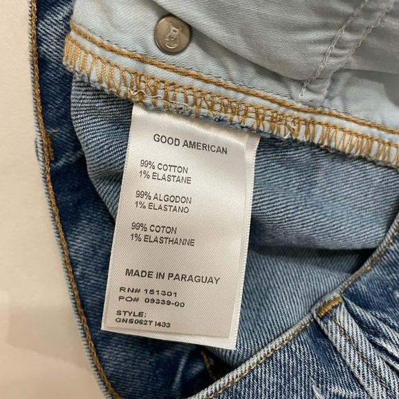 NWT Good American Good 90’s Denim Shorts in Indigo Distressed Size 8 - Picture 9 of 14